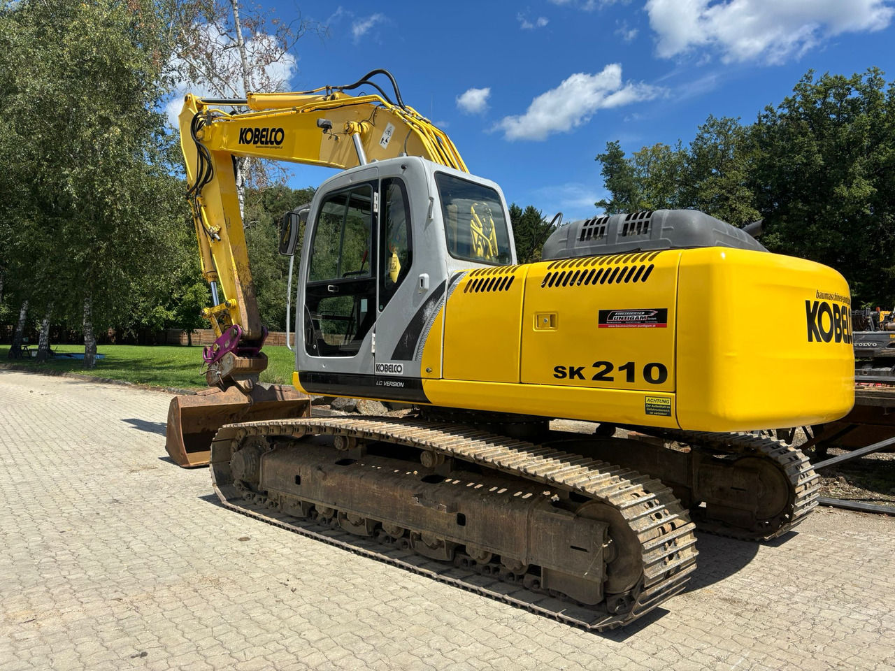 NEW HOLLAND Kobelco E 215 B - 履带式挖掘机:图5 NEW HOLLAND Kobelco E 215 B - 履带式挖掘机:图5