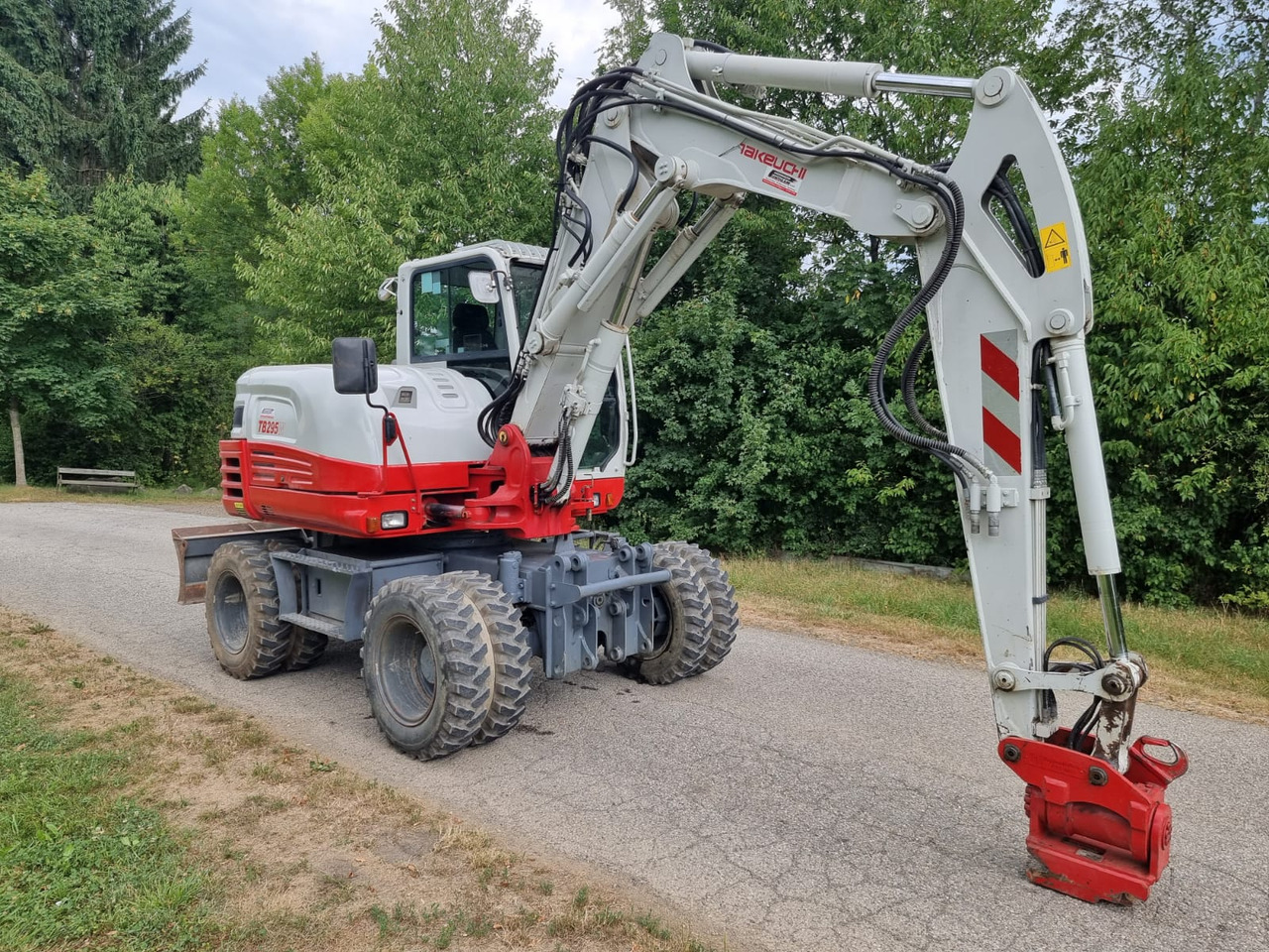 Takeuchi TB 295 W - 轮式挖掘机:图4 Takeuchi TB 295 W - 轮式挖掘机:图4