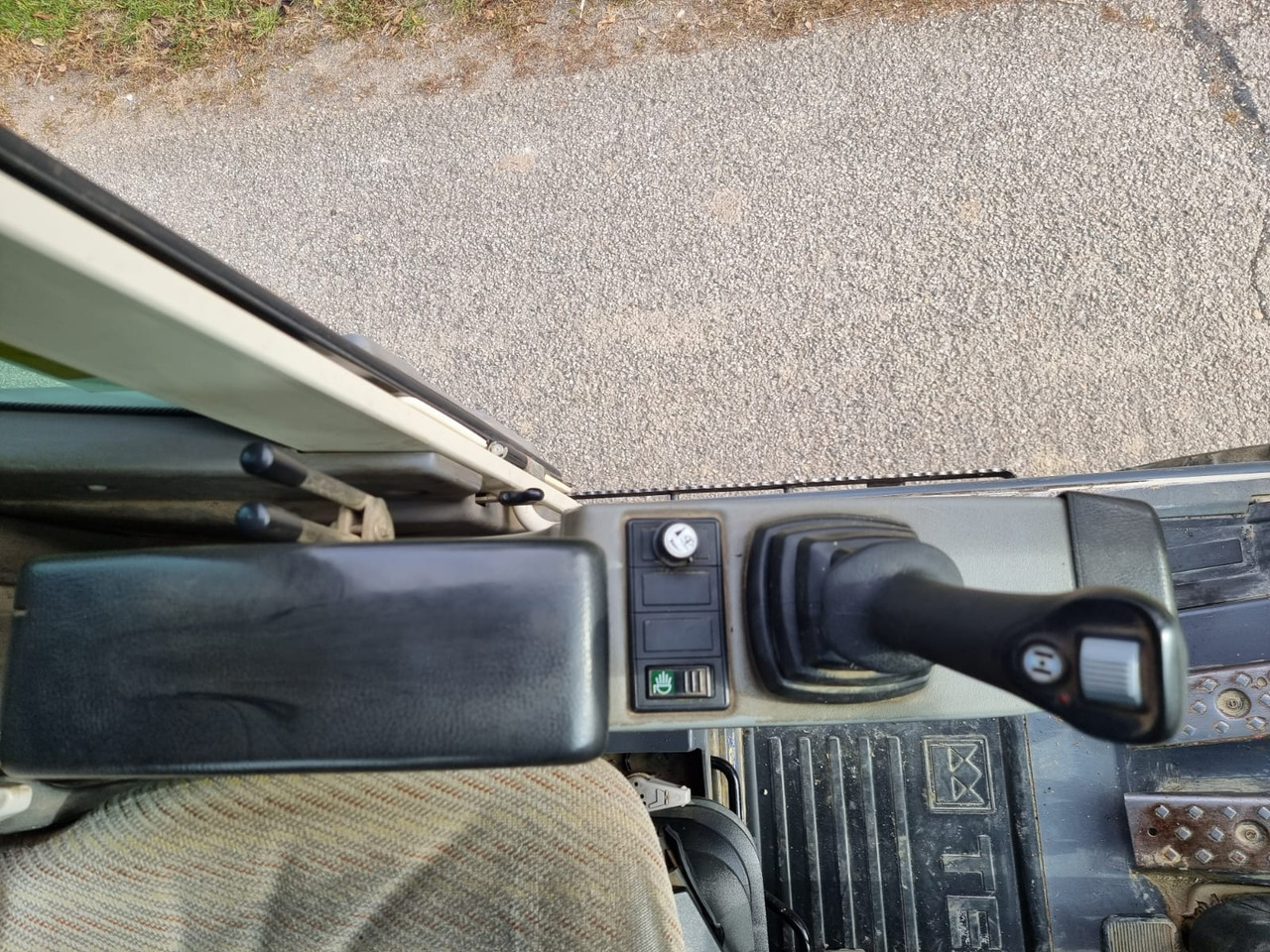 轮式挖掘机 Terex TW 85：图19