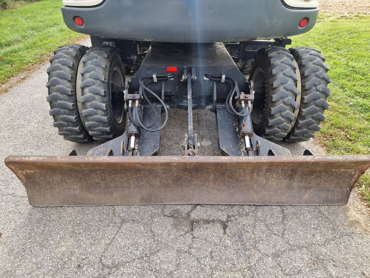 轮式挖掘机 Terex TW 85：图8