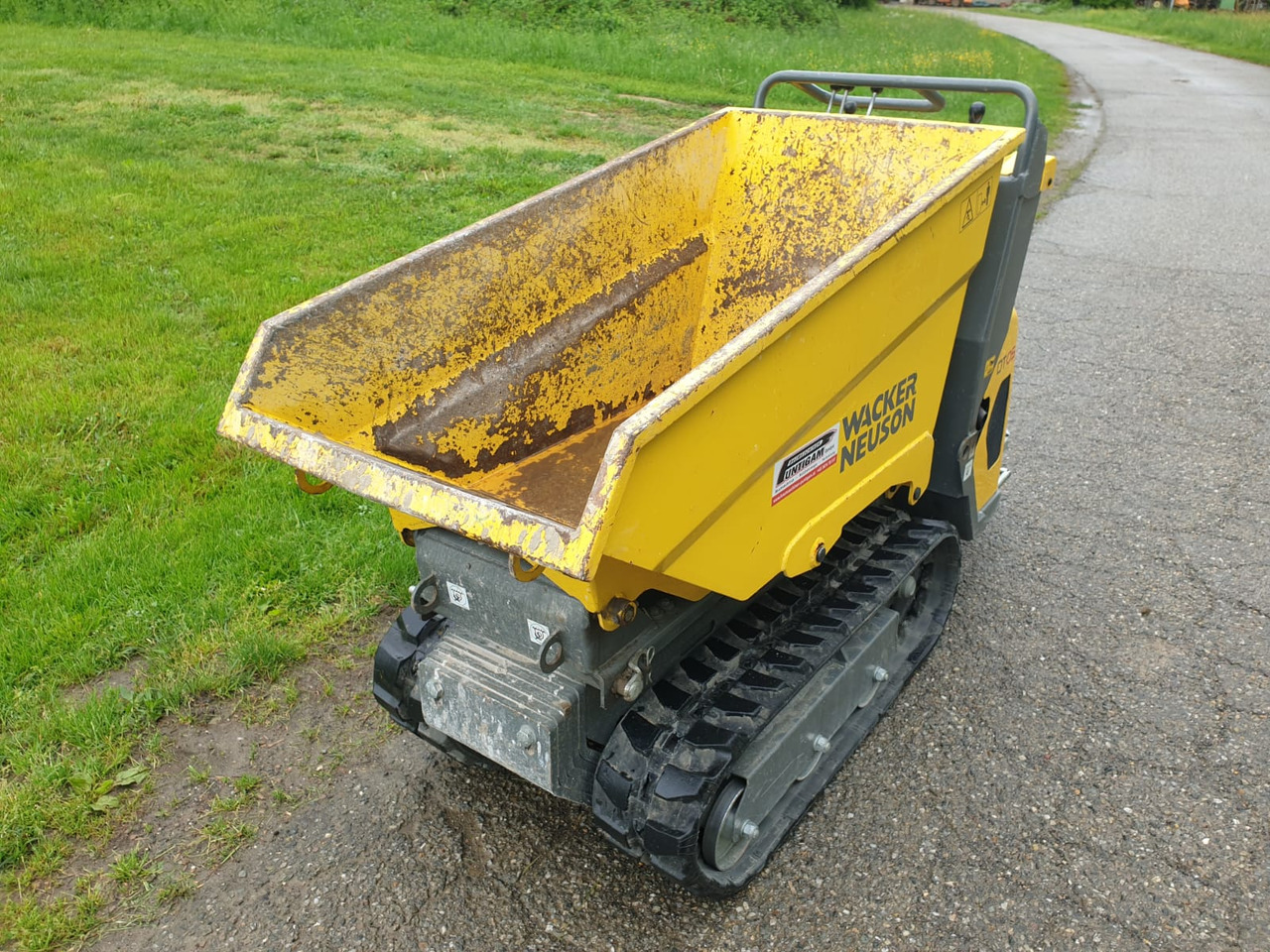 WACKER Neuson DT 05 - 履带式自卸车:图4 WACKER Neuson DT 05 - 履带式自卸车:图4