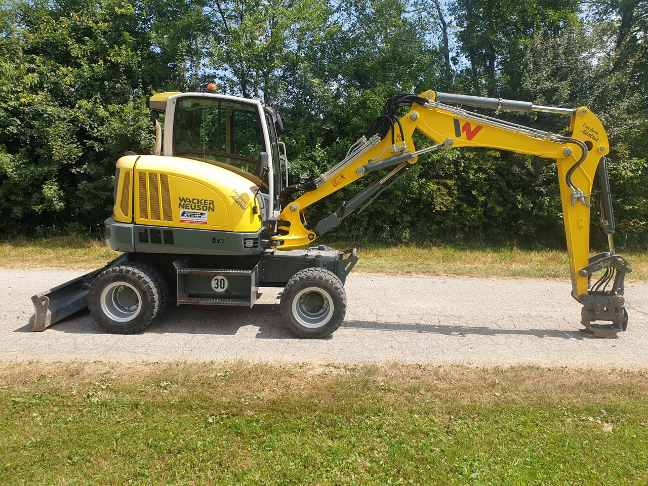 Wacker Neuson EW 65 - 轮式挖掘机:图2 Wacker Neuson EW 65 - 轮式挖掘机:图2