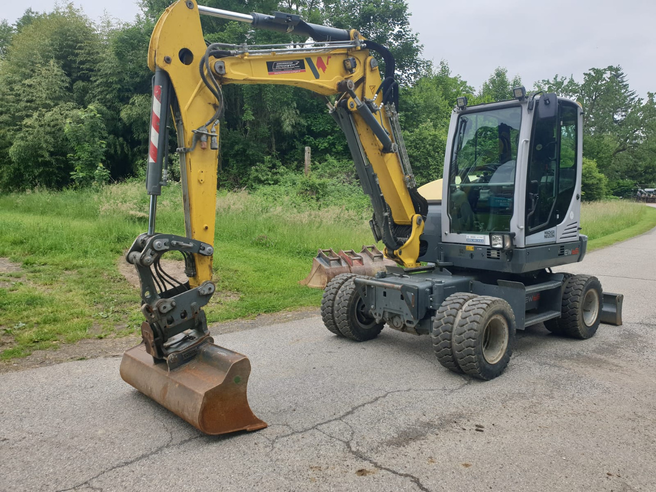 Wacker Neuson EW 65 - 轮式挖掘机:图3 Wacker Neuson EW 65 - 轮式挖掘机:图3