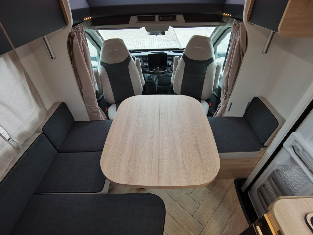 半集成房车 Chausson 627 TITANIUM / -2026- / 165PS-8G. / EINZELBETTEN:图15 半集成房车 Chausson 627 TITANIUM / -2026- / 165PS-8G. / EINZELBETTEN:图15