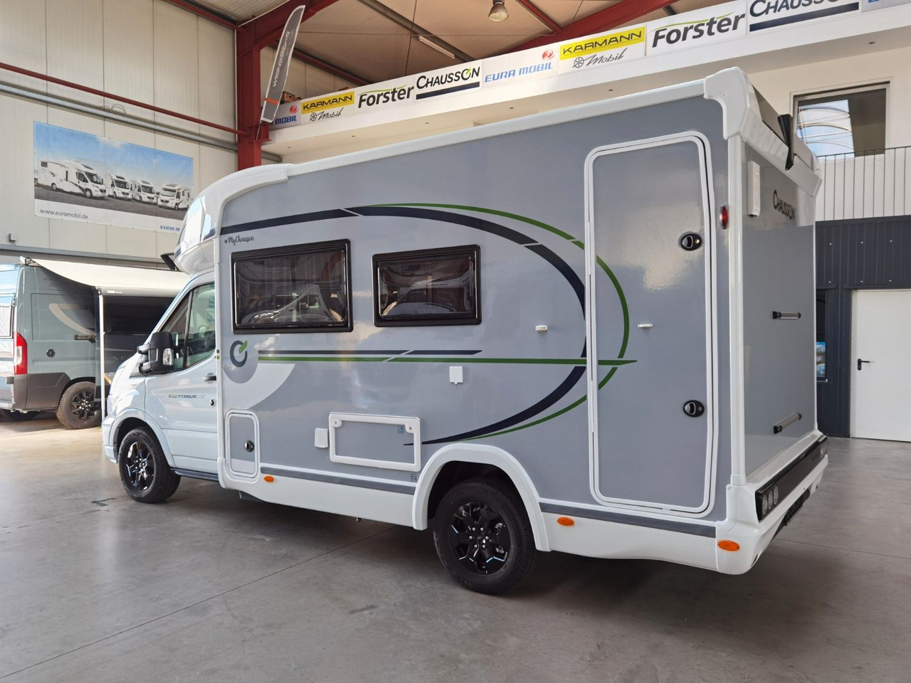 Chausson 650 TITANIUM / -2026- / 165PS-8G. / AHK/ HUBBETT - 半集成房车:图5 Chausson 650 TITANIUM / -2026- / 165PS-8G. / AHK/ HUBBETT - 半集成房车:图5