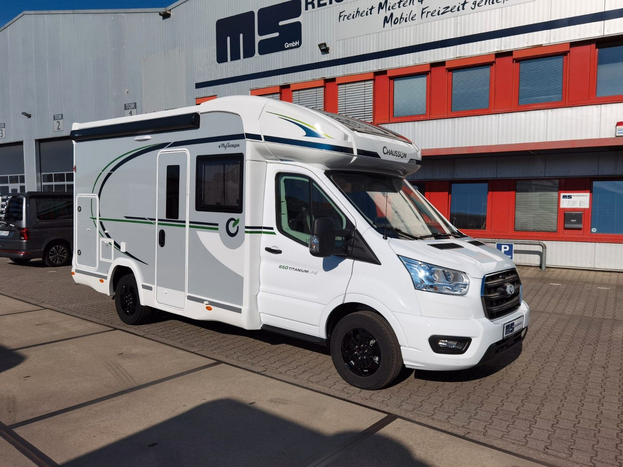 半集成房车 Chausson 650 TITANIUM / - 2026 - / 165PS - 8G. / HUBBETT：图8