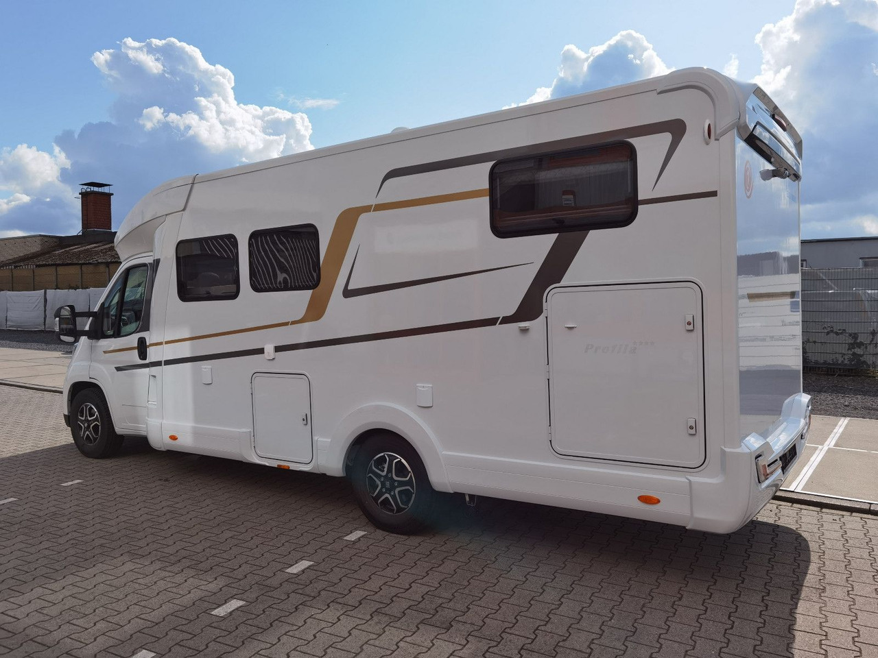 Eura Mobil PROFILA T 720 EB /MOD. 2026/ 180PS-8G.AUTOMATIK - 半集成房车:图5 Eura Mobil PROFILA T 720 EB /MOD. 2026/ 180PS-8G.AUTOMATIK - 半集成房车:图5