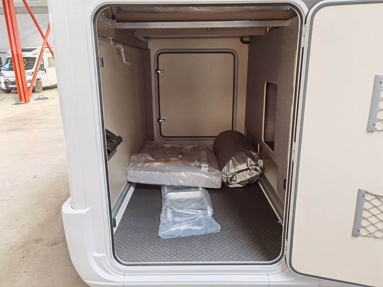 半集成房车 Eura Mobil PROFILA T 726 EF / -2025-/RAUMBAD & EINZELBETTEN：图13