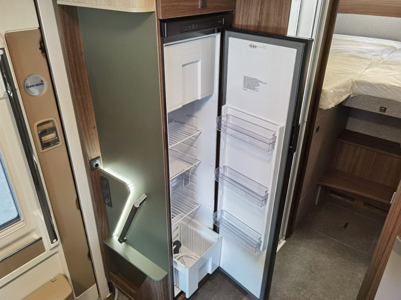 半集成房车 Eura Mobil PROFILA T 726 EF / -2025-/RAUMBAD & EINZELBETTEN：图20