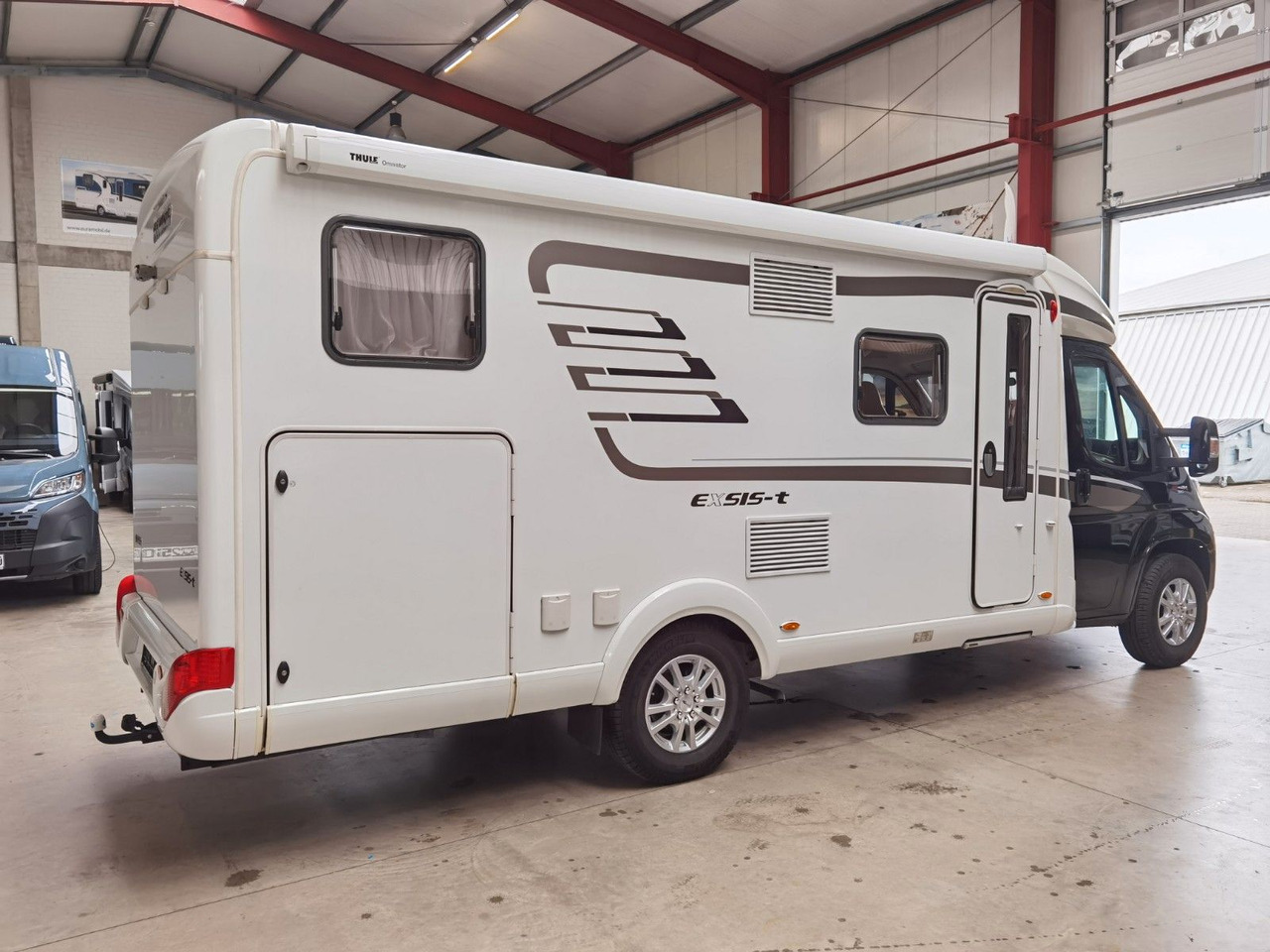 HYMER / ERIBA / HYMERCAR EXSIS T 588 / SAT / AHK / NAVI / EINZELBETTEN - 半集成房车:图4 HYMER / ERIBA / HYMERCAR EXSIS T 588 / SAT / AHK / NAVI / EINZELBETTEN - 半集成房车:图4