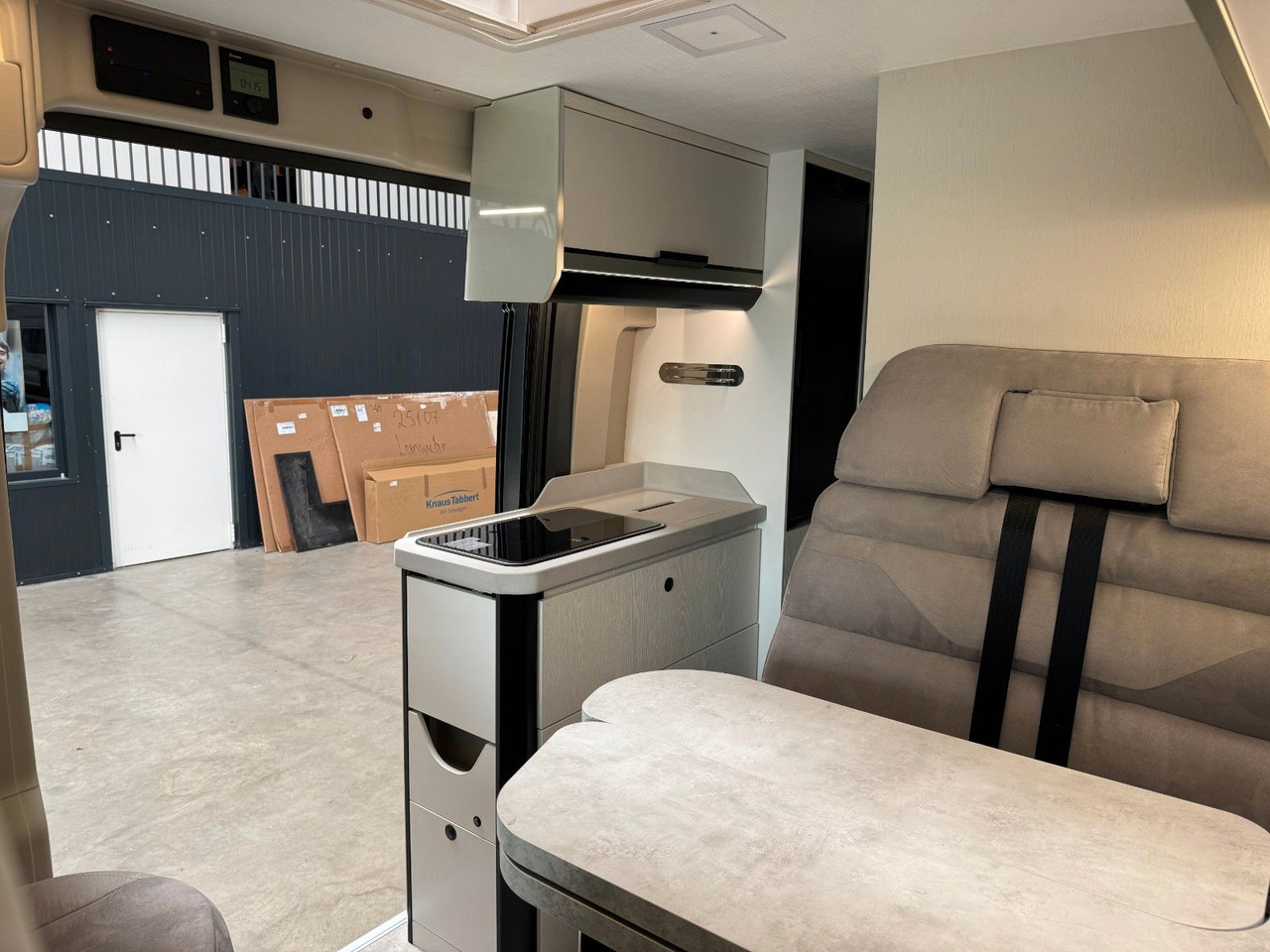 Karmann DAVIS 590 LIFESTYLE / MODELL 2026 /8-G.AUTOMATIK 租赁 Karmann DAVIS 590 LIFESTYLE / MODELL 2026 /8-G.AUTOMATIK：图15