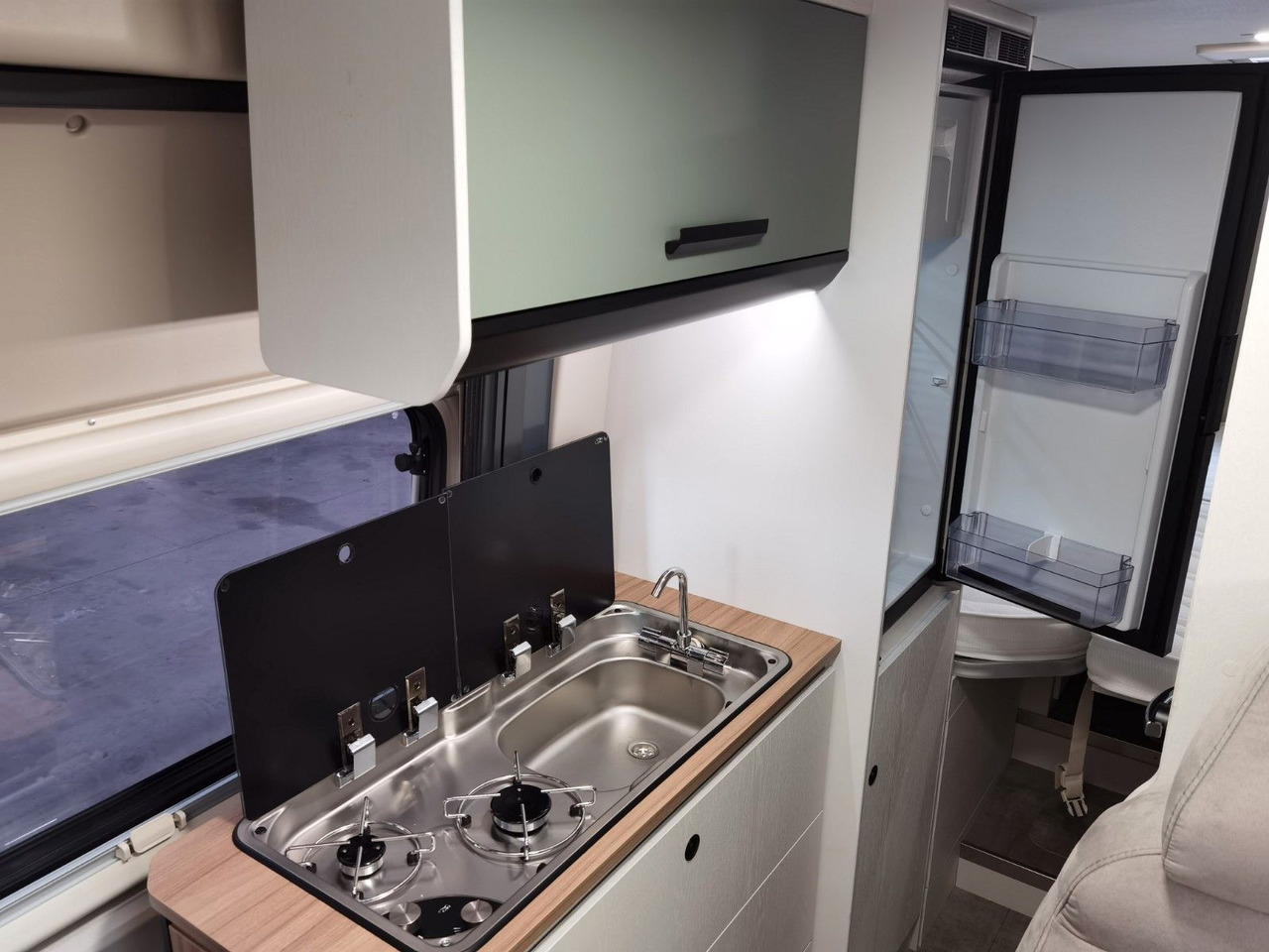 露营货车 Karmann DAVIS 620 TRENDSTYLE / -MODELL 2026-/ PLUS-PAKET：图16