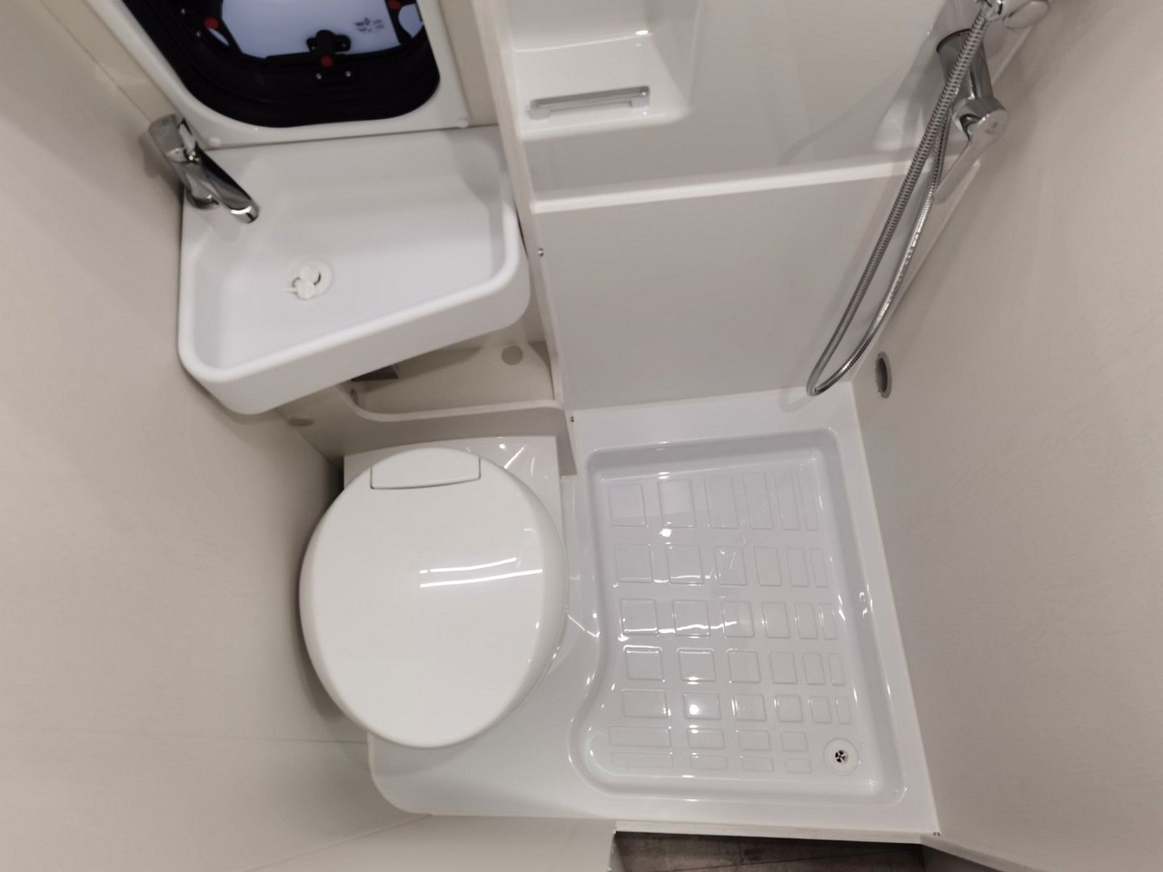 露营货车 Karmann DAVIS 620 TRENDSTYLE / -MODELL 2026-/ PLUS-PAKET：图20