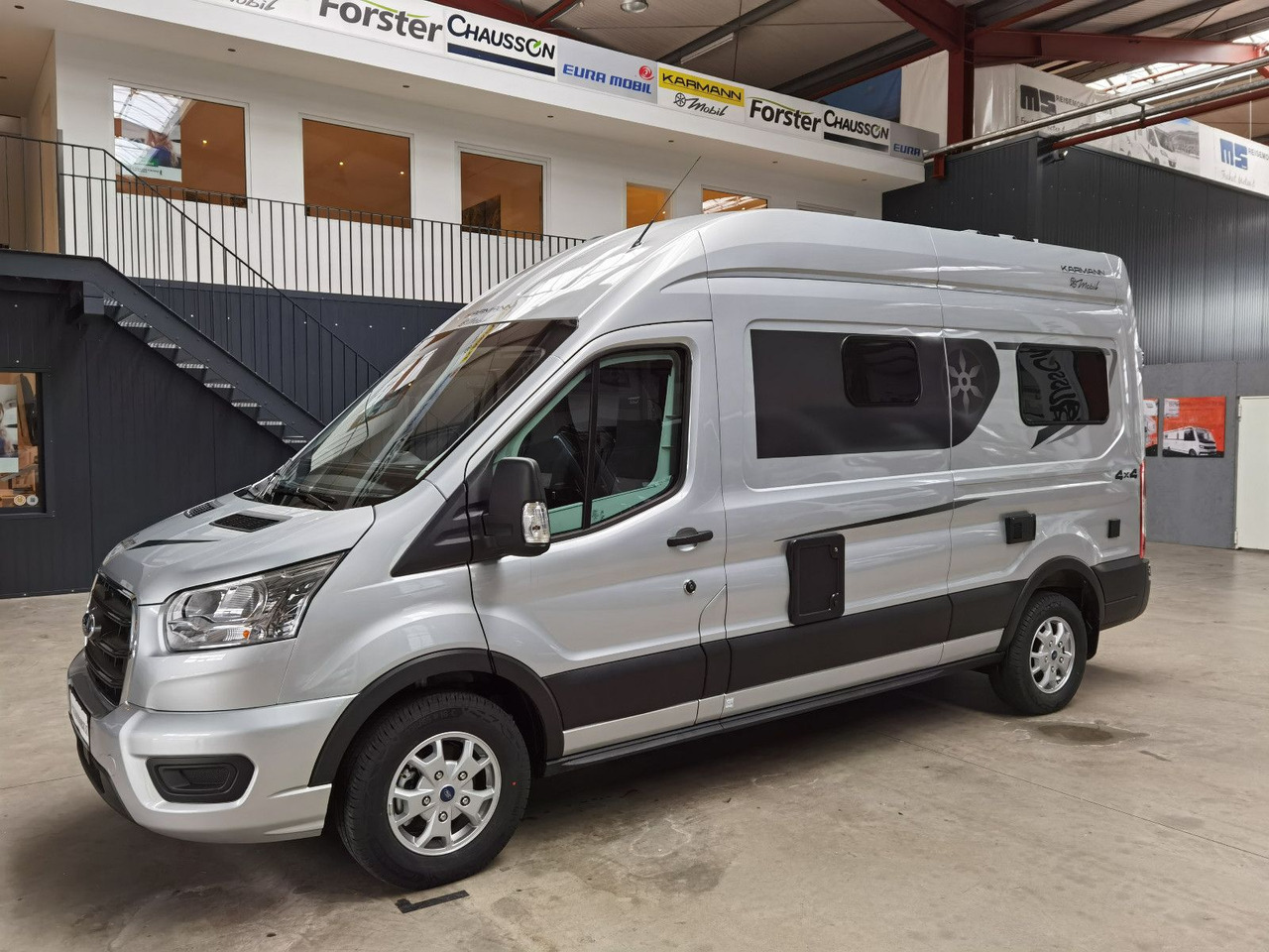 Karmann DEXTER 570 /170PS-4x4 /SOLAR/ AHK / EINZELBETTEN - 露营货车:图5 Karmann DEXTER 570 /170PS-4x4 /SOLAR/ AHK / EINZELBETTEN - 露营货车:图5