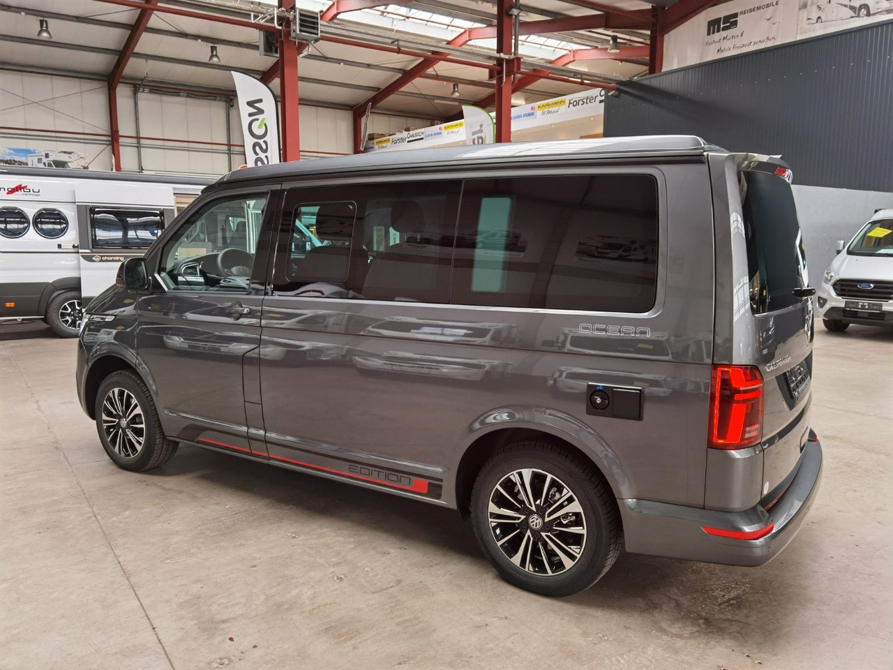 Volkswagen T6.1 CALIFORNIA OCEAN EDITION / DSG / NAVI / ACC - 小型客车:图5 Volkswagen T6.1 CALIFORNIA OCEAN EDITION / DSG / NAVI / ACC - 小型客车:图5