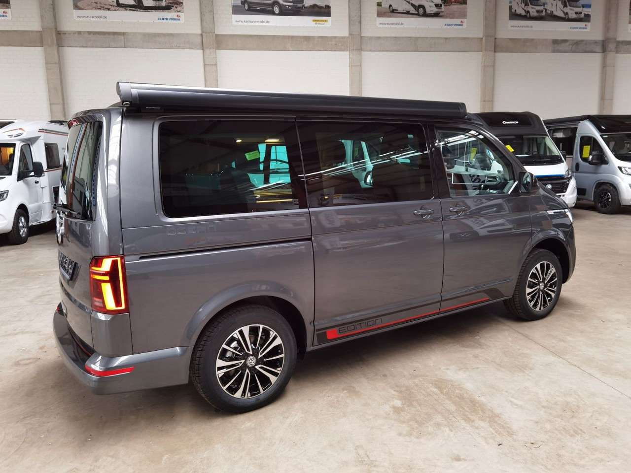Volkswagen T6.1 CALIFORNIA OCEAN EDITION / DSG / NAVI / ACC - 小型客车:图4 Volkswagen T6.1 CALIFORNIA OCEAN EDITION / DSG / NAVI / ACC - 小型客车:图4