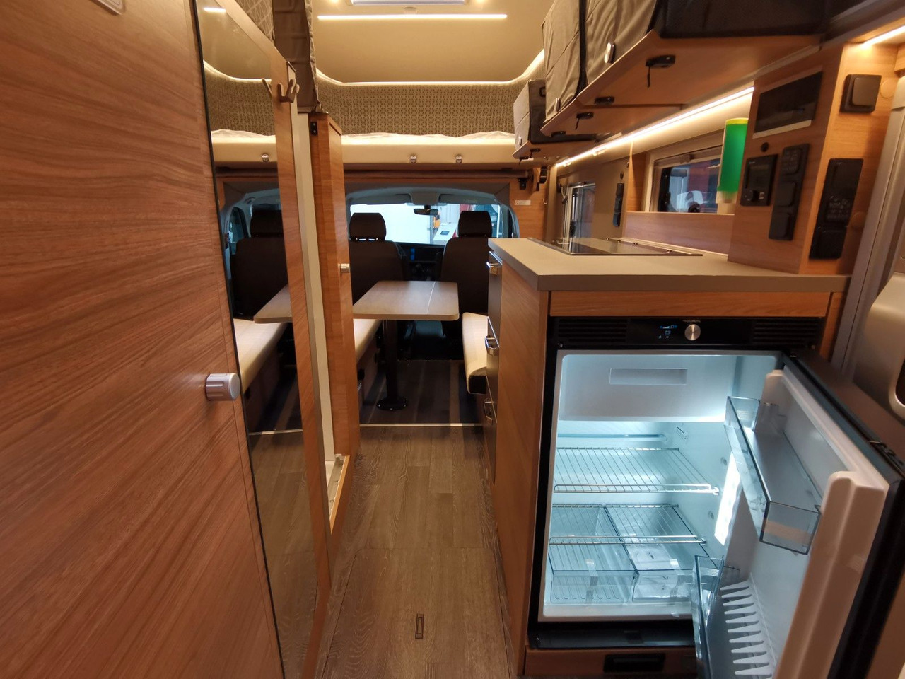 半集成房车 Weinsberg X-CURSION CUV 500 LT PEPPER EDITION / 150PS-DSG:图20 半集成房车 Weinsberg X-CURSION CUV 500 LT PEPPER EDITION / 150PS-DSG:图20