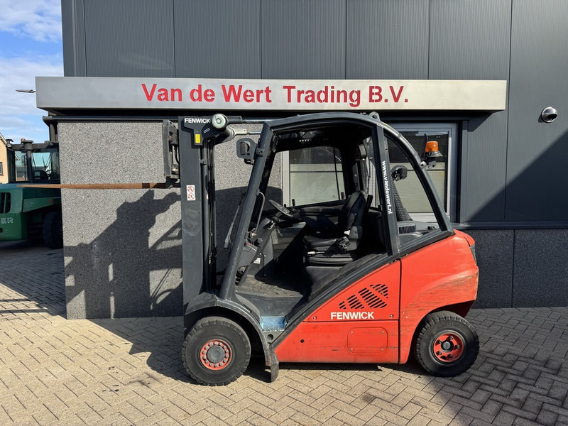 Linde H20D-01 Triplo 470 Freelift / Sideshift 5355UUR VW Diesel 2012 - 柴油叉车:图4 Linde H20D-01 Triplo 470 Freelift / Sideshift 5355UUR VW Diesel 2012 - 柴油叉车:图4