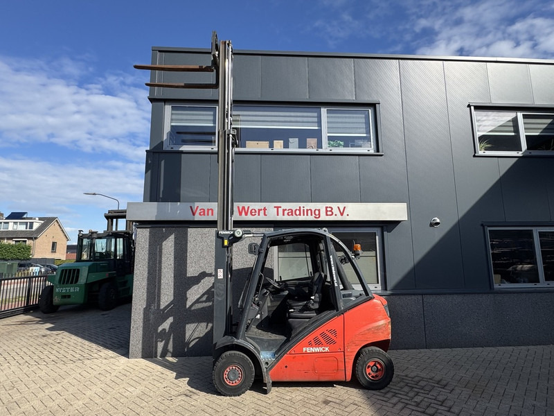 Linde H20D-01 Triplo 470 Freelift / Sideshift 5355UUR VW Diesel 2012 - 柴油叉车:图5 Linde H20D-01 Triplo 470 Freelift / Sideshift 5355UUR VW Diesel 2012 - 柴油叉车:图5