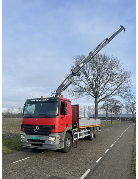Mercedes-Benz ACTROS 2832 - MKG HKL140 - automaat - EURO5 -lift/stuur as - 600dkm - 2006 - 栏板式/ 平板卡车, 起重车:图2 Mercedes-Benz ACTROS 2832 - MKG HKL140 - automaat - EURO5 -lift/stuur as - 600dkm - 2006 - 栏板式/ 平板卡车, 起重车:图2