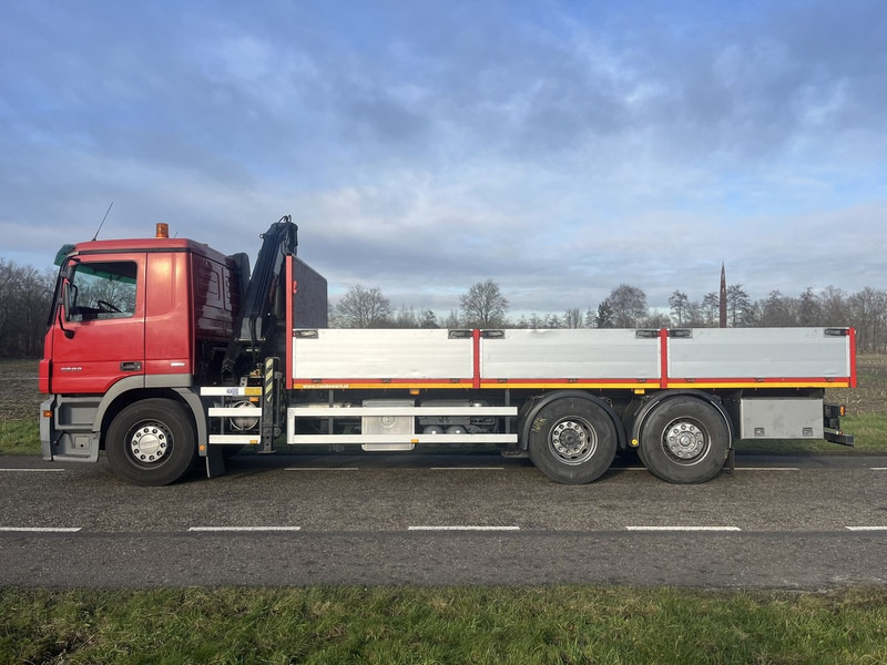 Mercedes-Benz ACTROS 2832 - 栏板式/ 平板卡车, 起重车:图5 Mercedes-Benz ACTROS 2832 - 栏板式/ 平板卡车, 起重车:图5
