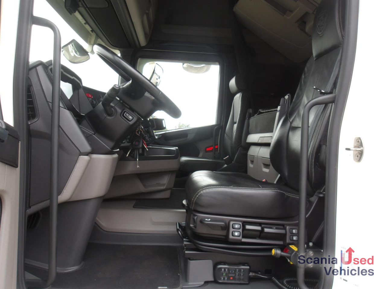 SCANIA R 500 A4x2NB / 2 kreis Hydr / Vollluft / Navi - 牵引车:图4 SCANIA R 500 A4x2NB / 2 kreis Hydr / Vollluft / Navi - 牵引车:图4