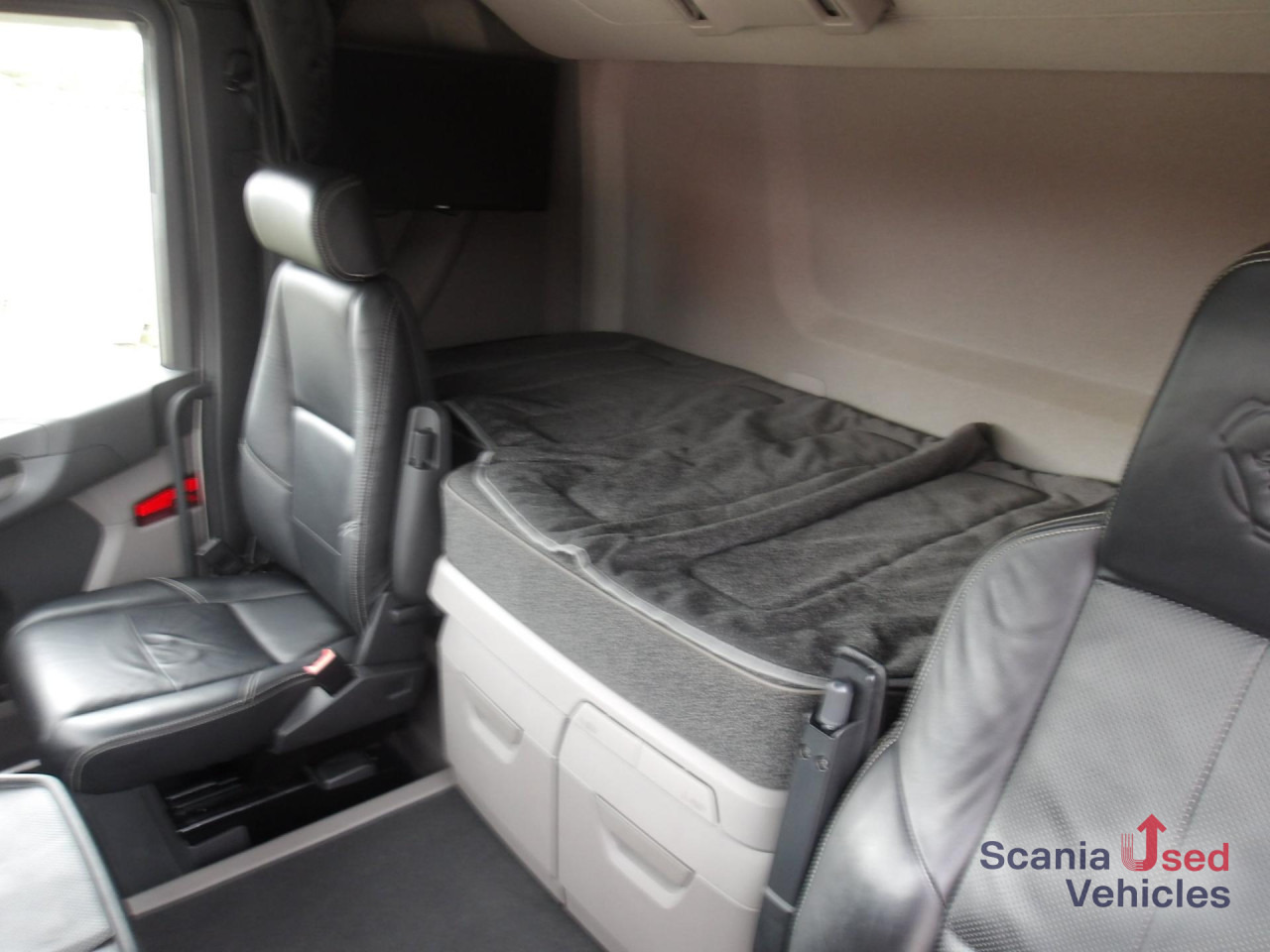 SCANIA R 500 A4x2NB / 2 kreis Hydr / Vollluft / Navi - 牵引车:图5 SCANIA R 500 A4x2NB / 2 kreis Hydr / Vollluft / Navi - 牵引车:图5