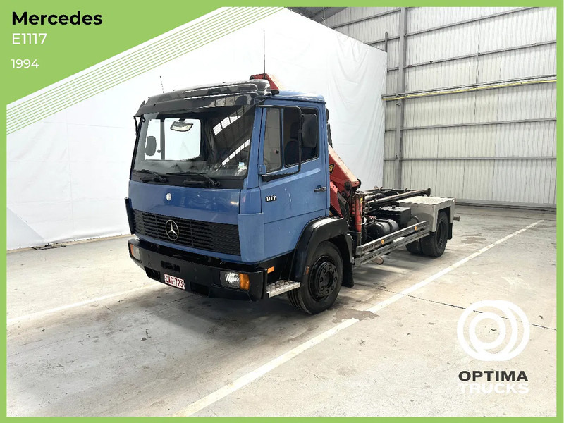 Mercedes-Benz 1117 PALFINGER CRANE / KRAAN / GRUE - 起重车:图1 Mercedes-Benz 1117 PALFINGER CRANE / KRAAN / GRUE - 起重车:图1