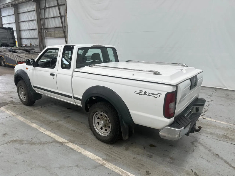 Nissan Navara 2.5 Di / EURO 3 - 汽车:图3 Nissan Navara 2.5 Di / EURO 3 - 汽车:图3