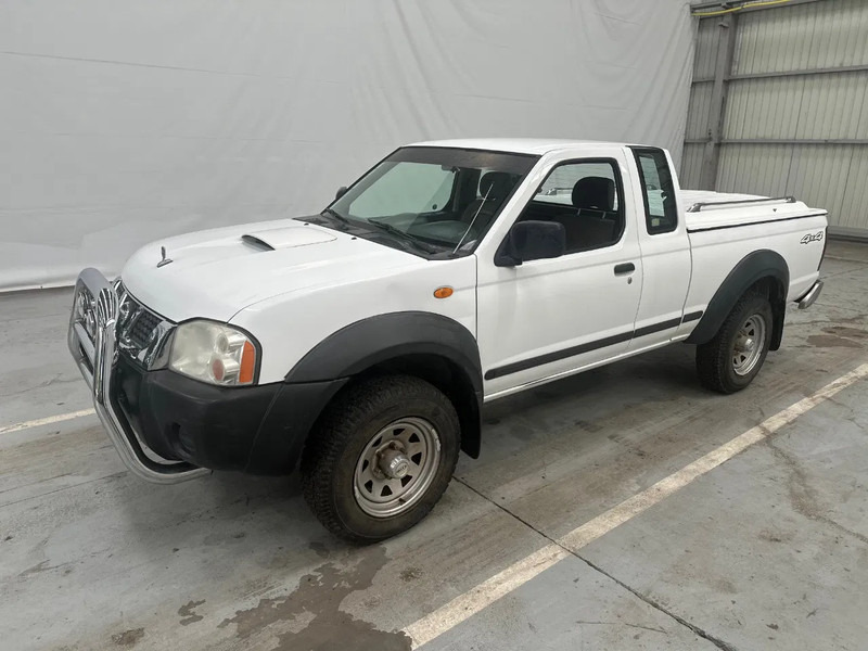 Nissan Navara 2.5 Di / EURO 3 - 汽车:图1 Nissan Navara 2.5 Di / EURO 3 - 汽车:图1