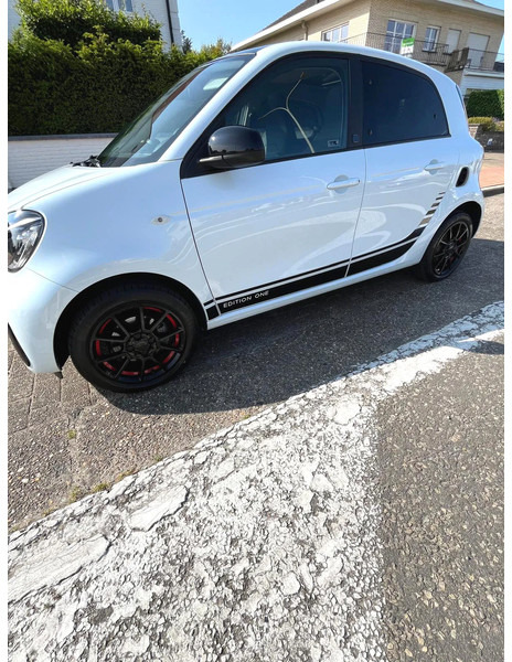 Smart Forfour ONE EQ / 100% ELECTRIC / BRABUS ALLOY WHEELS /EDITION ONE - 汽车:图3 Smart Forfour ONE EQ / 100% ELECTRIC / BRABUS ALLOY WHEELS /EDITION ONE - 汽车:图3