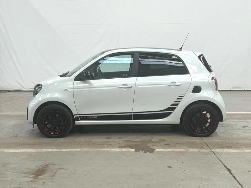 Smart Forfour ONE EQ / 100% ELECTRIC / BRABUS ALLOY WHEELS /EDITION ONE - 汽车:图2 Smart Forfour ONE EQ / 100% ELECTRIC / BRABUS ALLOY WHEELS /EDITION ONE - 汽车:图2