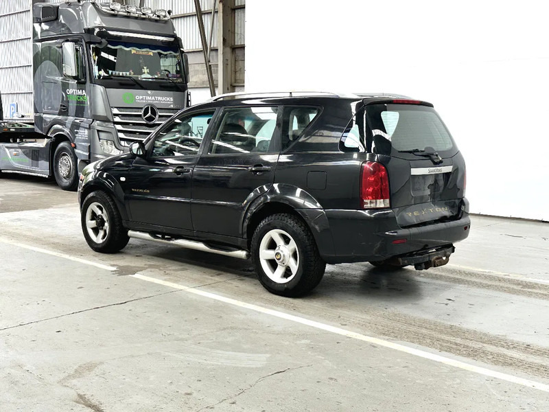 SsangYong Rexton AIRCO / LEATHER / MOTEUR MERCEDES - MERCEDES MOTOR - 越野车:图3 SsangYong Rexton AIRCO / LEATHER / MOTEUR MERCEDES - MERCEDES MOTOR - 越野车:图3