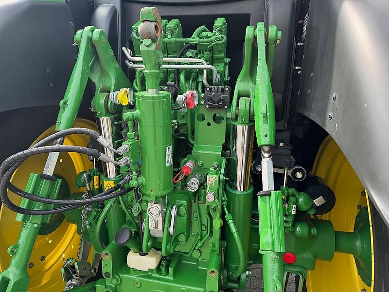 John Deere 6R175 AP 50KM COMMAND-PRO 2023 895 UUR!!! - 拖拉机:图4 John Deere 6R175 AP 50KM COMMAND-PRO 2023 895 UUR!!! - 拖拉机:图4