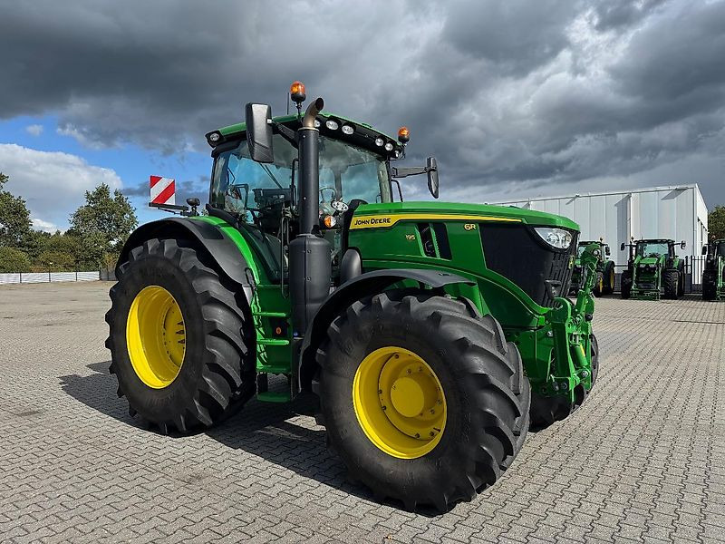 John Deere 6R195 AP 50KM COMMAND-PRO G5-PLUS 2024 690 UUR!!! - 拖拉机:图2 John Deere 6R195 AP 50KM COMMAND-PRO G5-PLUS 2024 690 UUR!!! - 拖拉机:图2