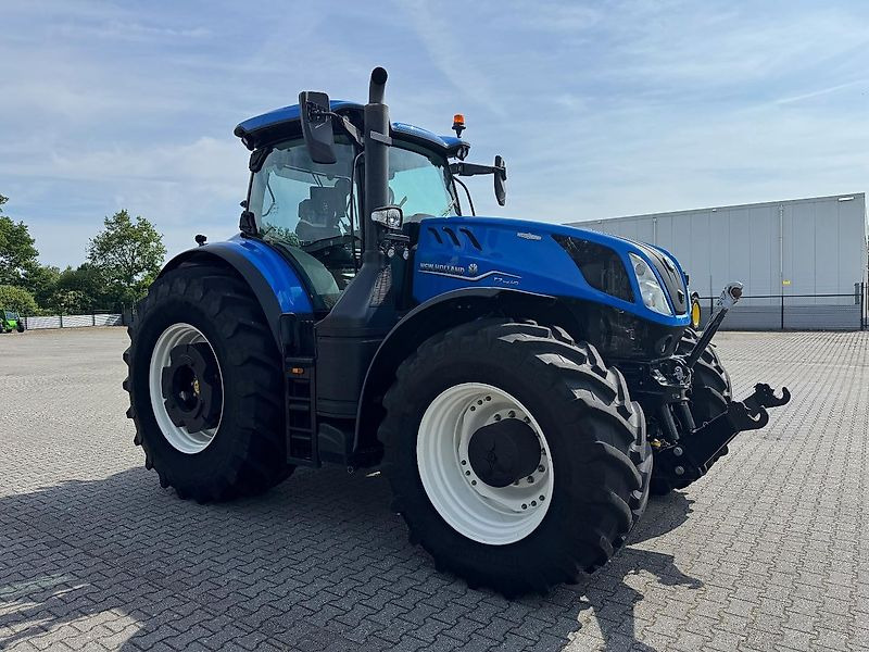 New Holland T7.315HD PLMi 2022 2860 UUR + GPS!!! - 拖拉机:图2 New Holland T7.315HD PLMi 2022 2860 UUR + GPS!!! - 拖拉机:图2