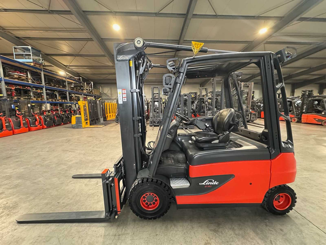 09/2021 SERVICE+UVV 10/2026 LINDE E30 TRIPLEX 513CM 3RD+4TH VALVE FORK ADJUSTER ELECTRIC FORKLIFT 5.255 HOURS - 叉车:图2 09/2021 SERVICE+UVV 10/2026 LINDE E30 TRIPLEX 513CM 3RD+4TH VALVE FORK ADJUSTER ELECTRIC FORKLIFT 5.255 HOURS - 叉车:图2