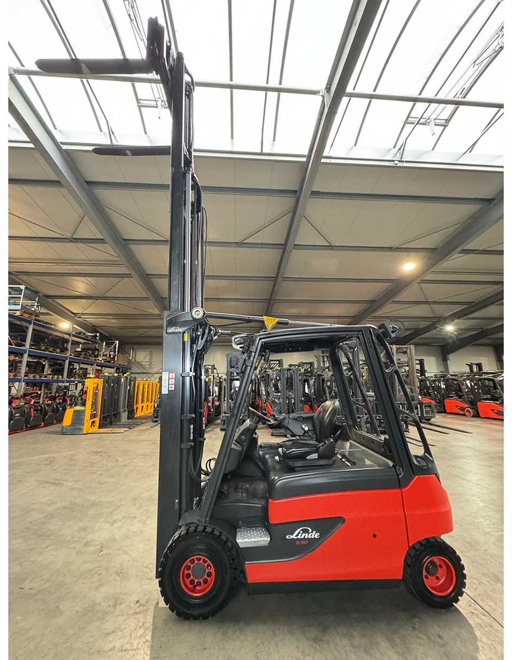 09/2021 SERVICE+UVV 10/2026 LINDE E30 TRIPLEX 513CM 3RD+4TH VALVE FORK ADJUSTER ELECTRIC FORKLIFT 5.255 HOURS - 叉车:图4 09/2021 SERVICE+UVV 10/2026 LINDE E30 TRIPLEX 513CM 3RD+4TH VALVE FORK ADJUSTER ELECTRIC FORKLIFT 5.255 HOURS - 叉车:图4