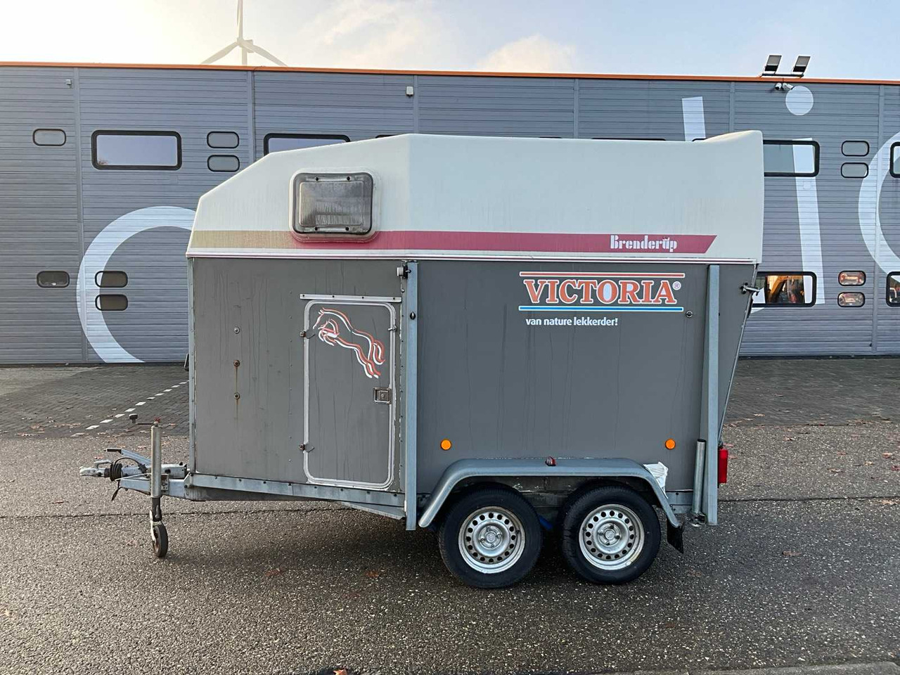 1994 BRENDERUP HORSE TRAILER WL-83-KB - 全挂车:图2 1994 BRENDERUP HORSE TRAILER WL-83-KB - 全挂车:图2