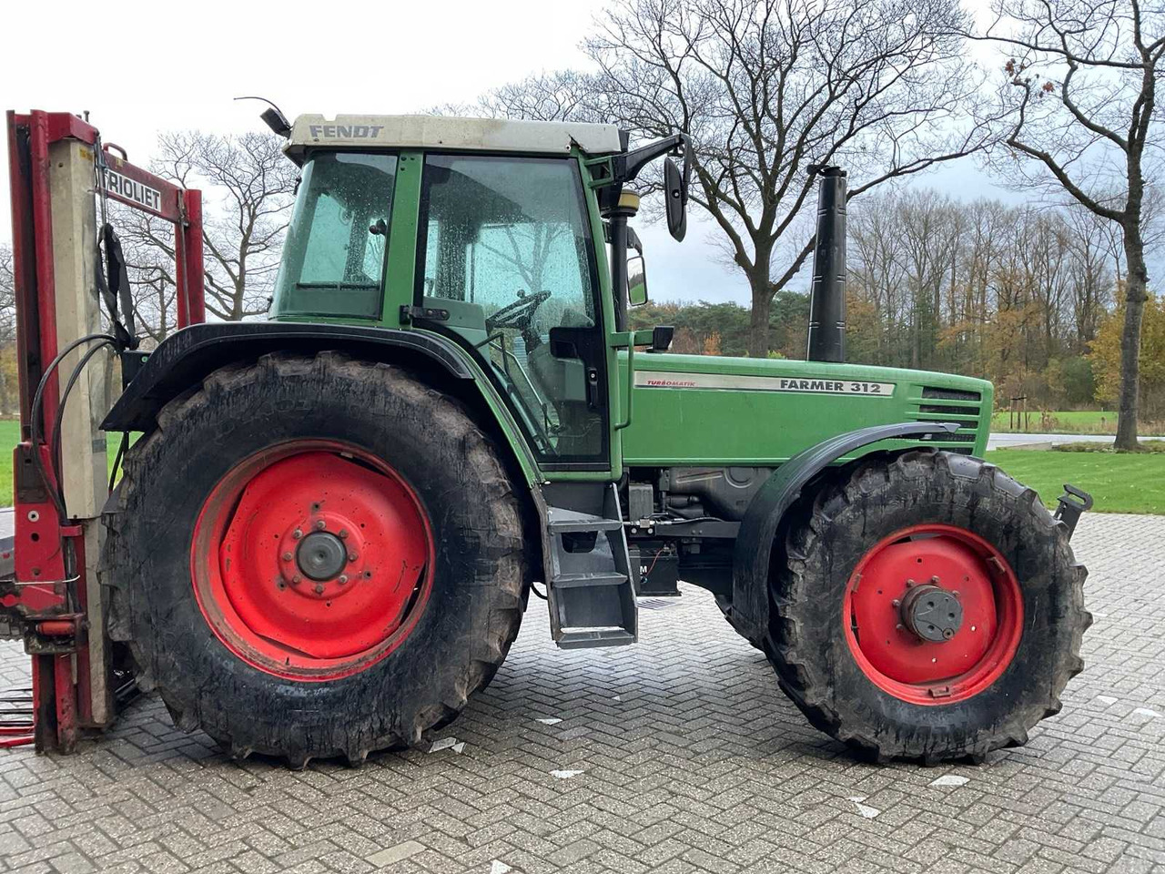 1994 FENDT FARMER 312 TURBOMATIK ALL-WHEEL DRIVE FARM TRACTOR - 拖拉机:图5 1994 FENDT FARMER 312 TURBOMATIK ALL-WHEEL DRIVE FARM TRACTOR - 拖拉机:图5