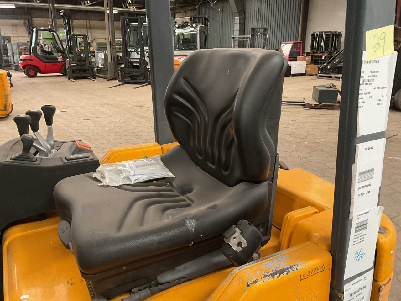 1997 JUNGHEINRICH EFG-DF12 FORKLIFT - 叉车:图5 1997 JUNGHEINRICH EFG-DF12 FORKLIFT - 叉车:图5