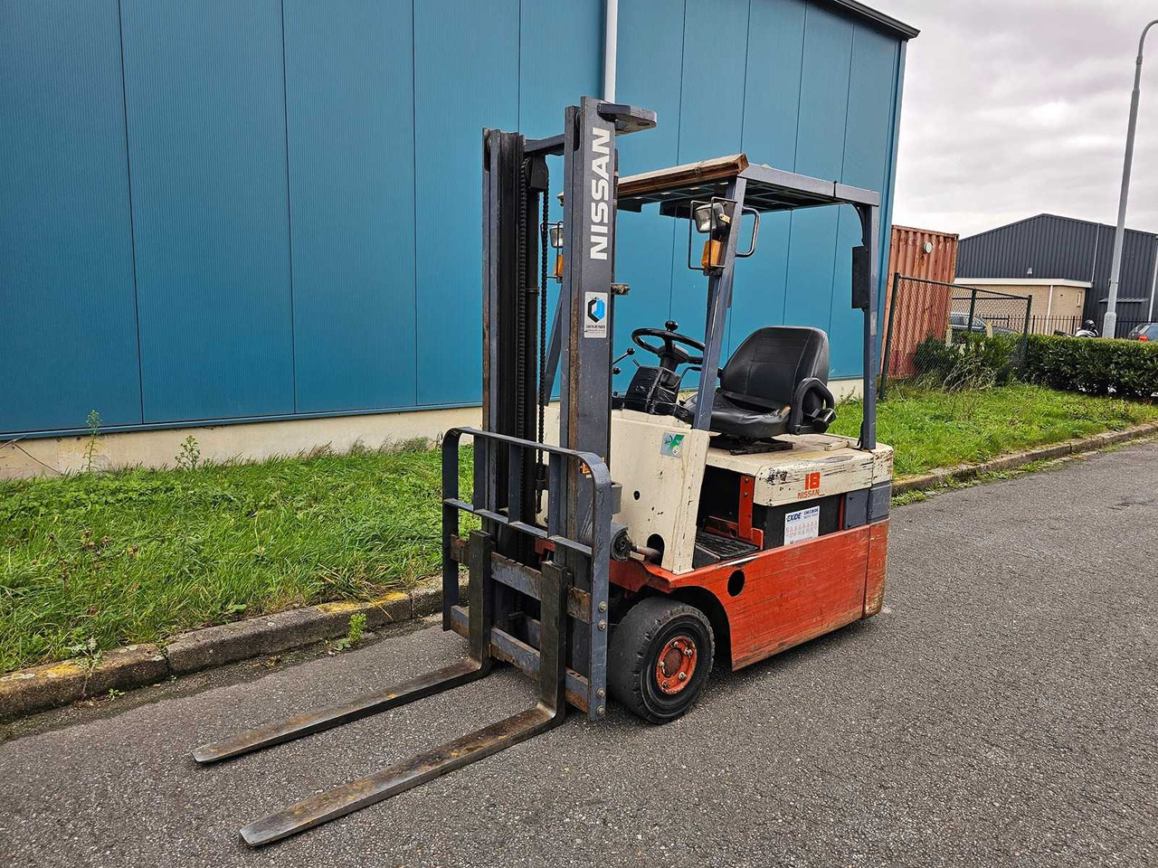 1997 NISSAN N01L18U FORKLIFT - 叉车:图1 1997 NISSAN N01L18U FORKLIFT - 叉车:图1