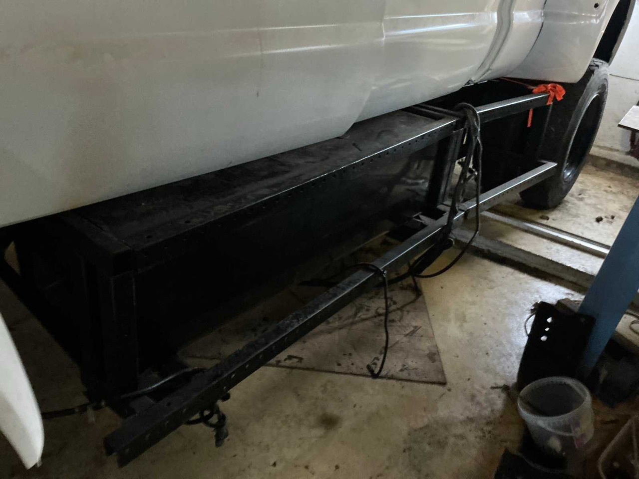 卡车 1999 FORD F-650 DUAL-CAB PICKUP TRUCK:图9 卡车 1999 FORD F-650 DUAL-CAB PICKUP TRUCK:图9