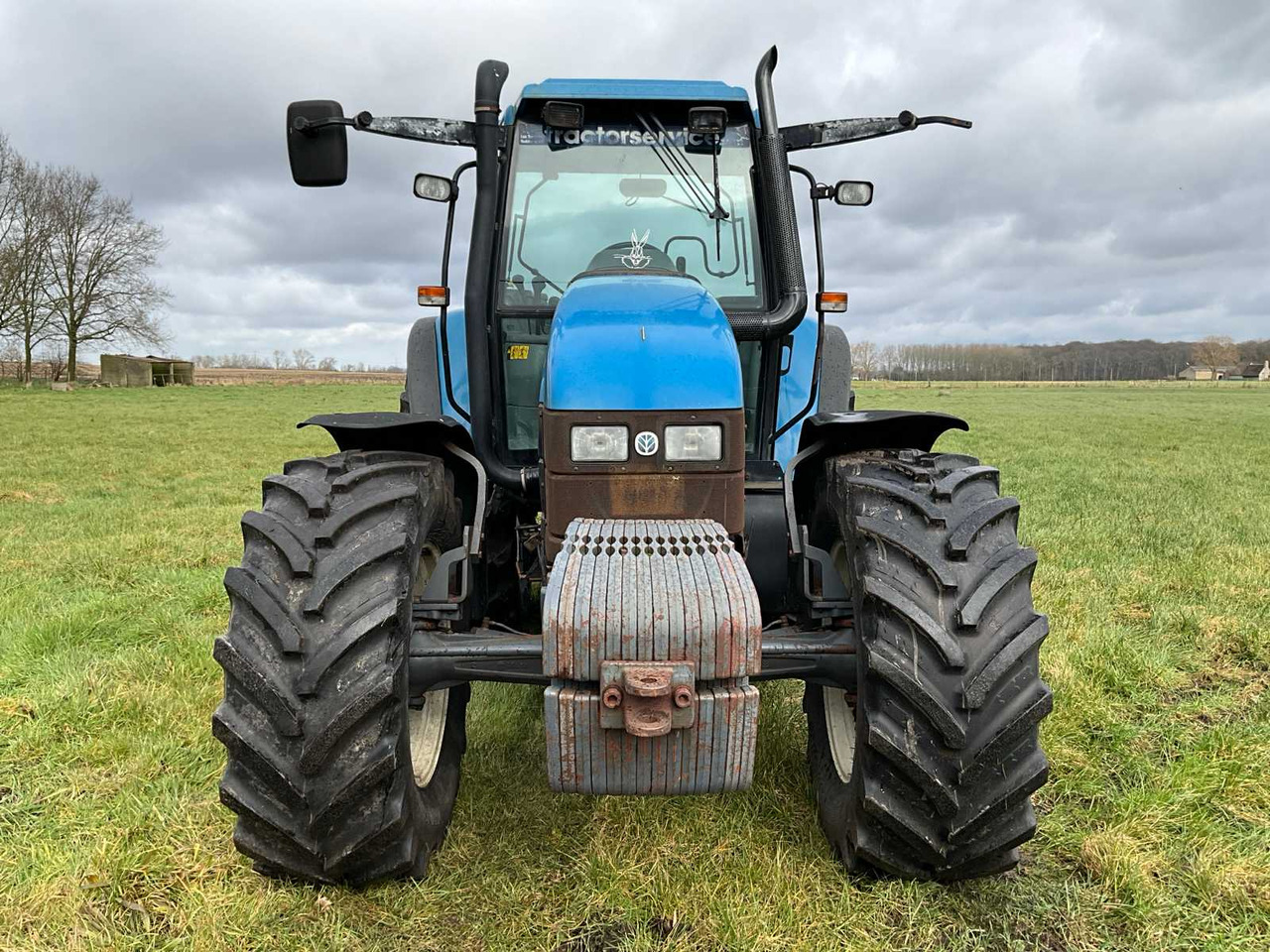 1999 NEW HOLLAND TS115 FOUR WHEEL DRIVE FARM TRACTOR - 拖拉机:图2 1999 NEW HOLLAND TS115 FOUR WHEEL DRIVE FARM TRACTOR - 拖拉机:图2