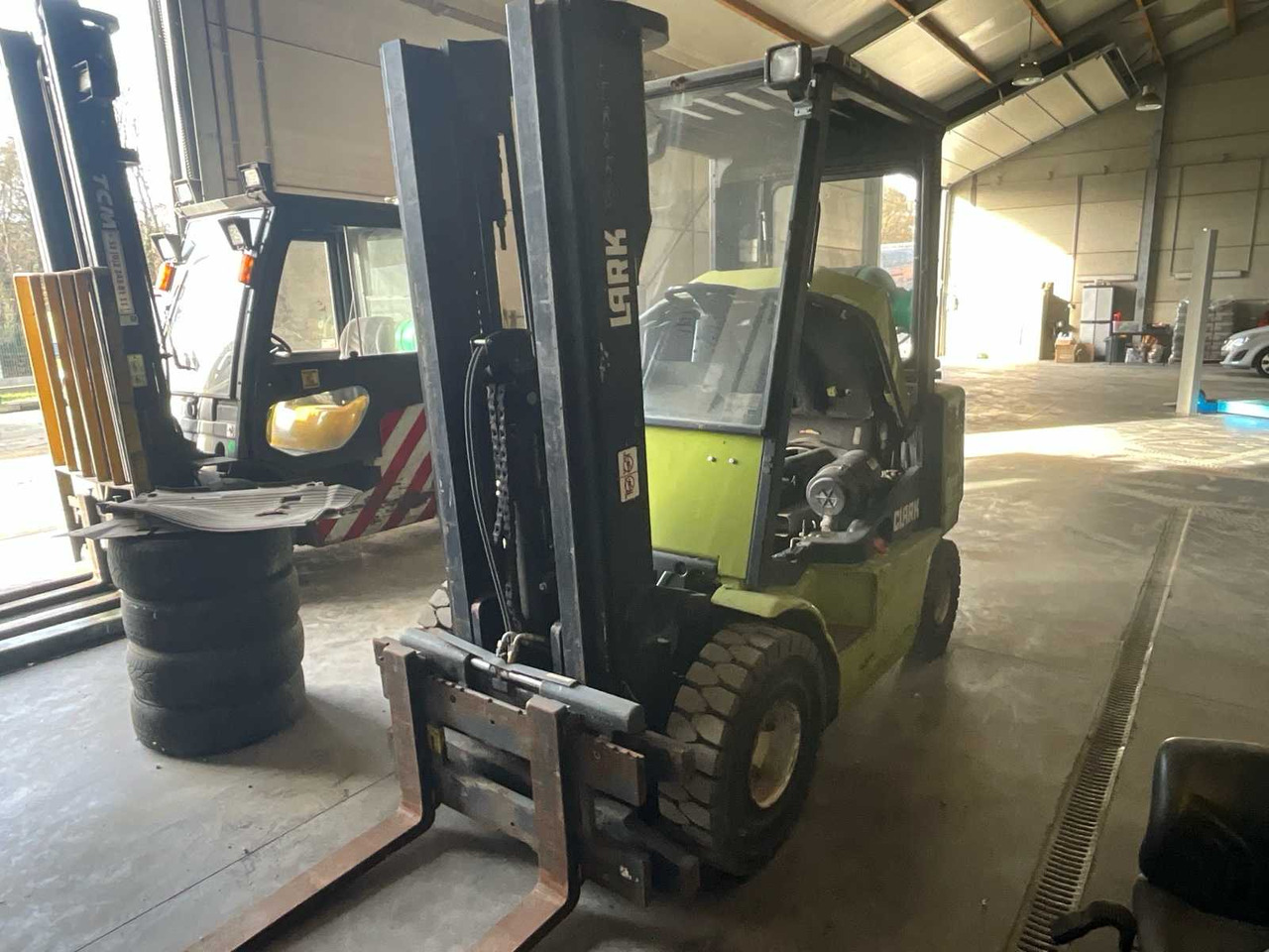 2001 CLARK CGP25H FORKLIFT - 叉车:图1 2001 CLARK CGP25H FORKLIFT - 叉车:图1