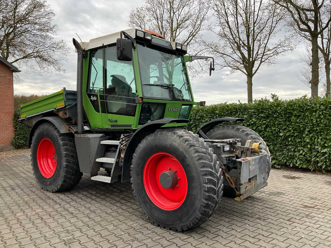 2001 FENDT XYLON 520 ALL-WHEEL DRIVE FARM TRACTOR - 拖拉机:图5 2001 FENDT XYLON 520 ALL-WHEEL DRIVE FARM TRACTOR - 拖拉机:图5
