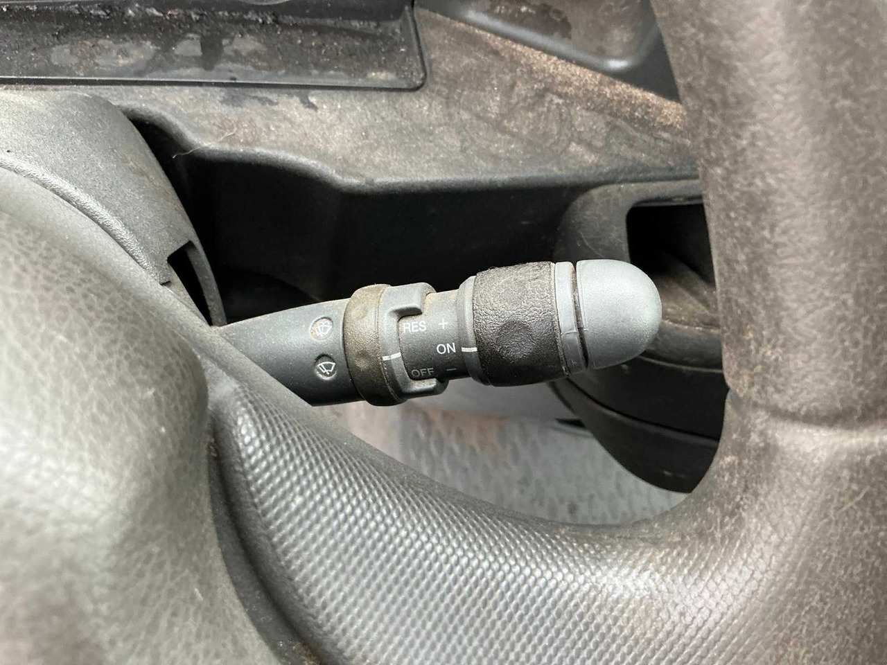 小型货车 2004 IVECO DAILY COMMERCIAL VEHICLE:图20 小型货车 2004 IVECO DAILY COMMERCIAL VEHICLE:图20