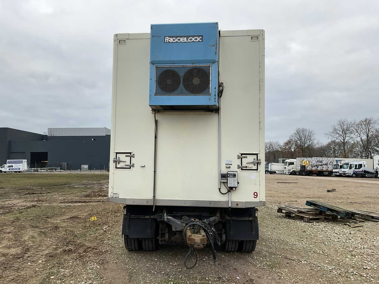 2004 VOGELZANG VA-10-10GB SLIM FRIDGE TRAILER - 全挂车:图2 2004 VOGELZANG VA-10-10GB SLIM FRIDGE TRAILER - 全挂车:图2