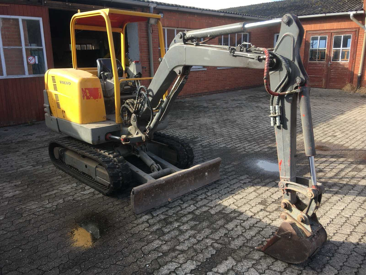 2004 VOLVO EC27C CRAWLER EXCAVATOR - 挖掘机:图1 2004 VOLVO EC27C CRAWLER EXCAVATOR - 挖掘机:图1