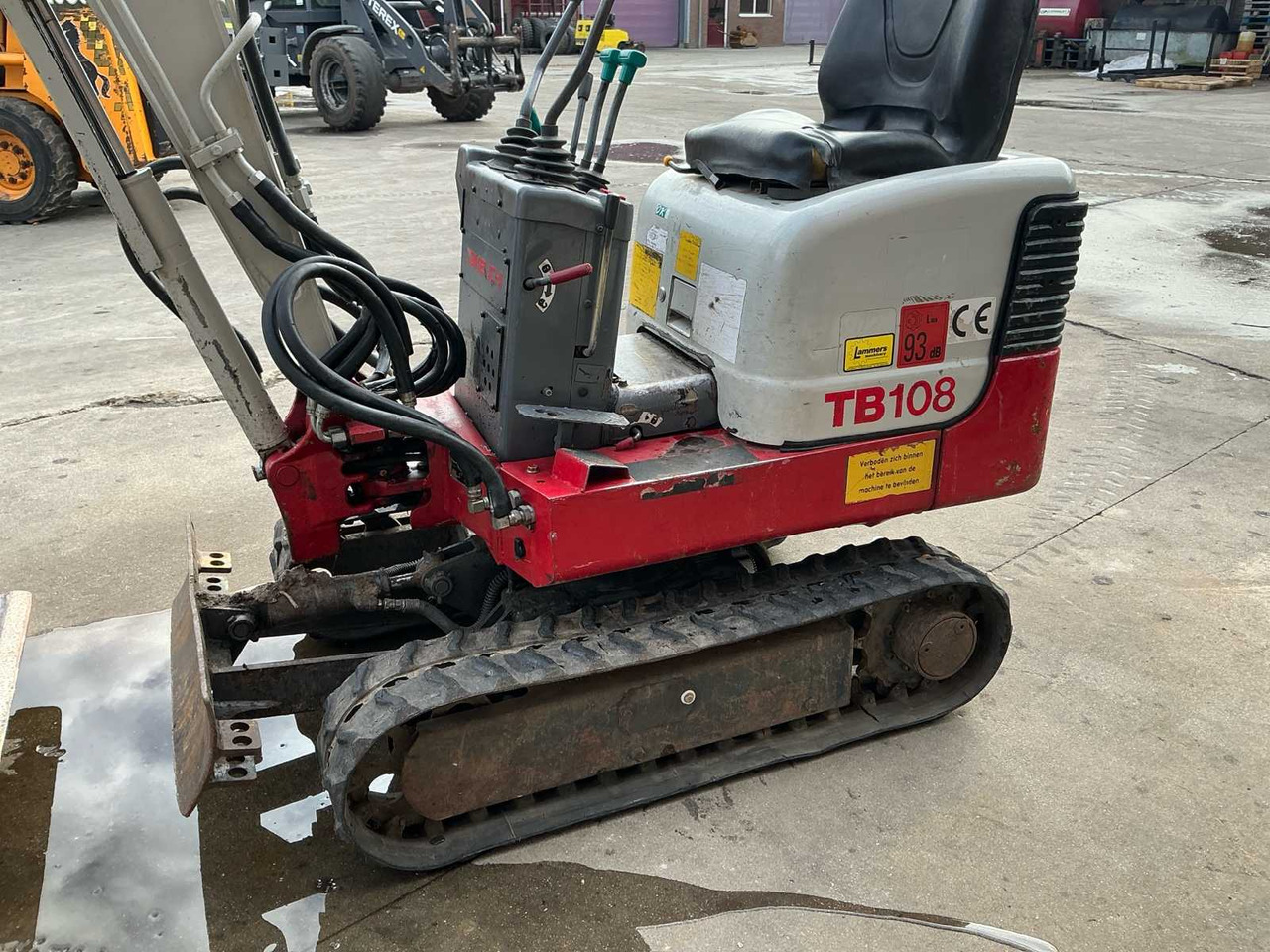 2005 TAKEUCHI TB108 MINI EXCAVATOR - 小型挖掘机:图4 2005 TAKEUCHI TB108 MINI EXCAVATOR - 小型挖掘机:图4